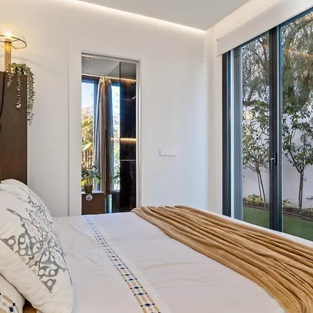 4br Sea-view Retreat W Rooftop Jacuzzi- Gym - Pool Villa *