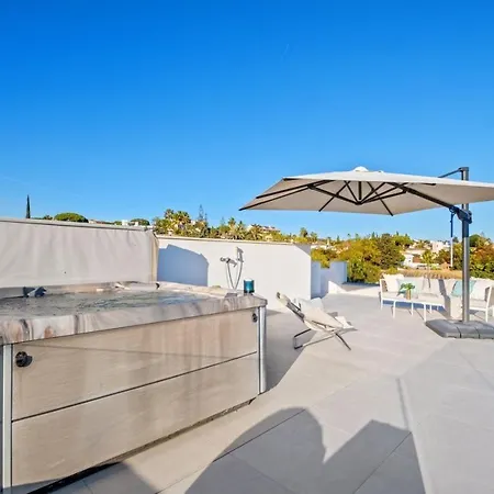 4br Sea-view Retreat W Rooftop Jacuzzi- Gym - Pool * Marbella